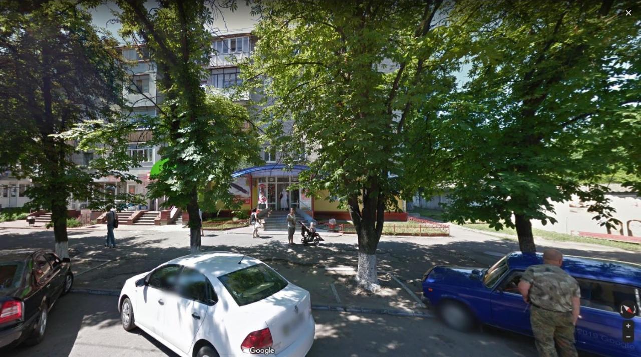 Garage Lägenhet Krementjuk Exteriör bild